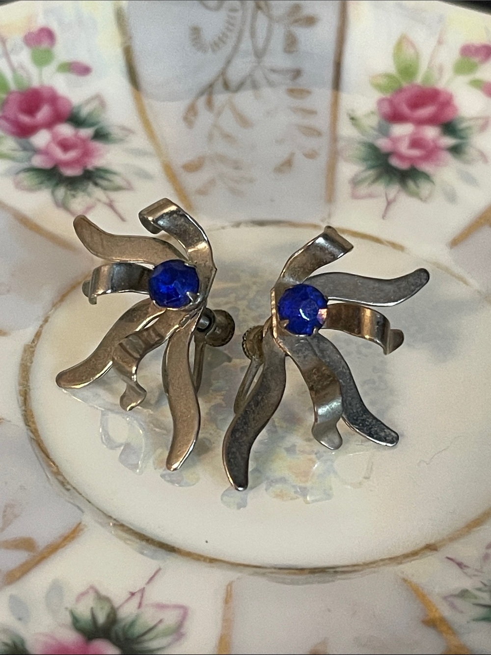 Mid-Century Silver Plated Blue Glass Rhinestone Sunburst Screw-back Earrings